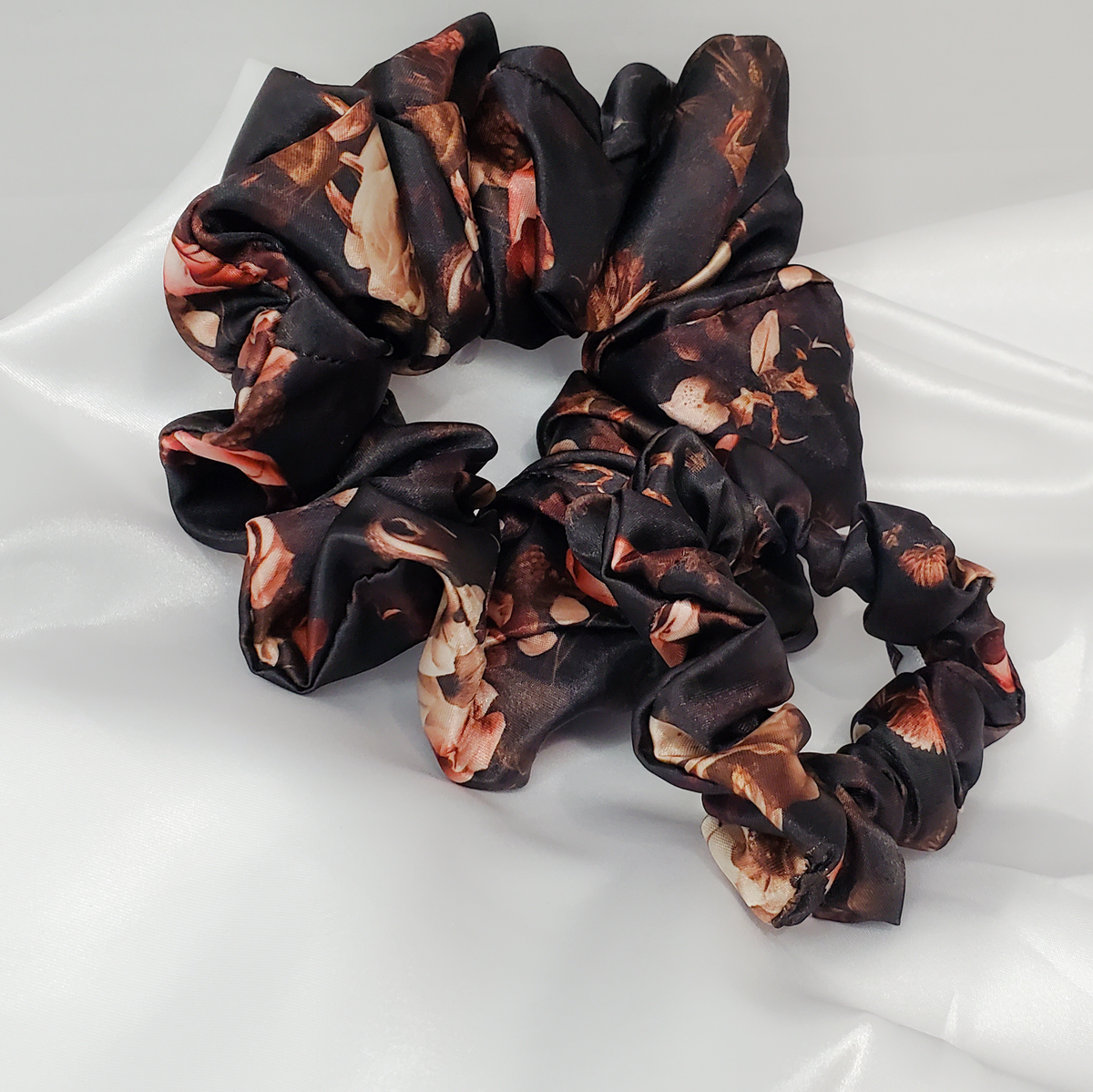 A Victorian Tale Scrunchie
